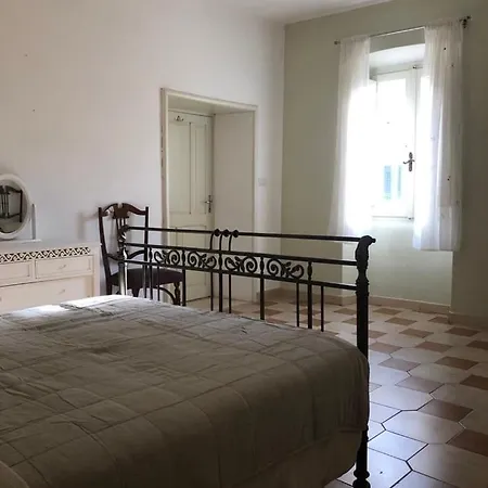 3-bedroom In Appartement *